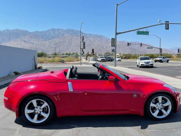 Used-2007-Nissan-350Z-Touring