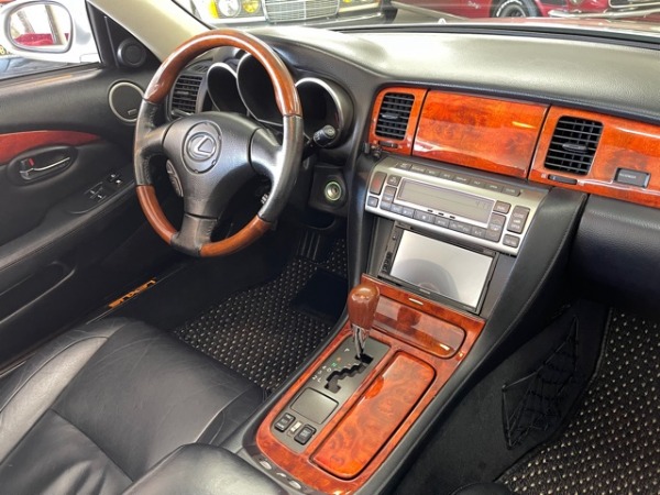 Used-2003-Lexus-SC-430