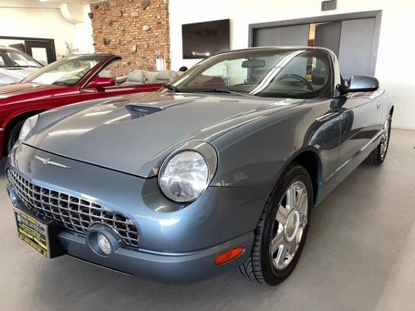 Used-2005-Ford-Thunderbird-Deluxe