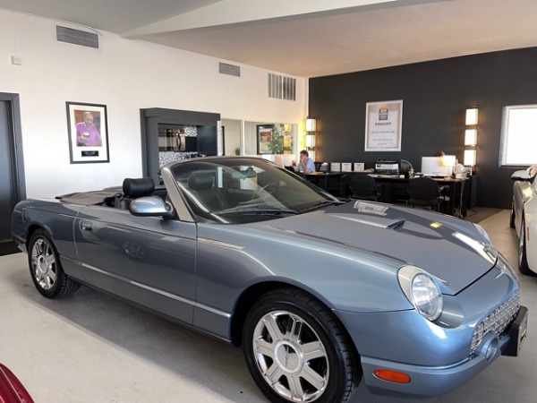 Used-2005-Ford-Thunderbird-Deluxe