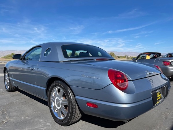 Used-2005-Ford-Thunderbird-Deluxe