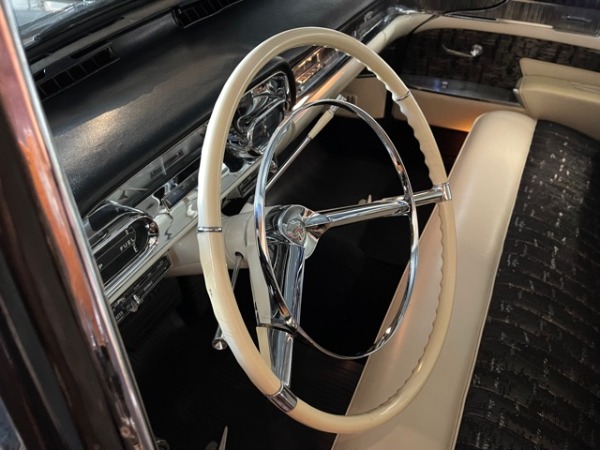 Used-1958-Cadillac-Fleetwood-Sixty-special