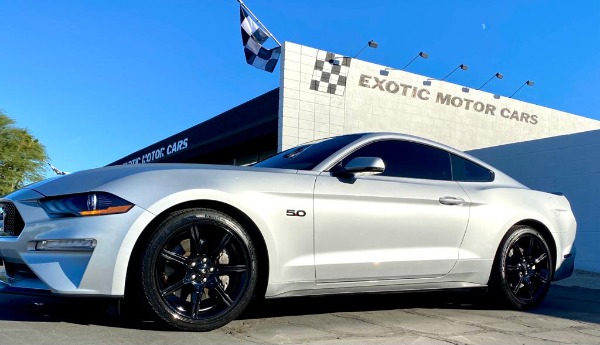 Used-2019-Ford-Mustang-GT-Premium