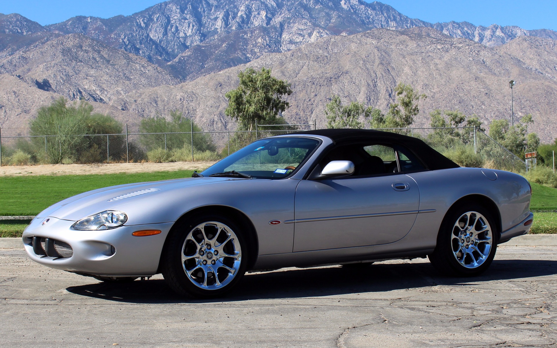 Ягуар XK 2001