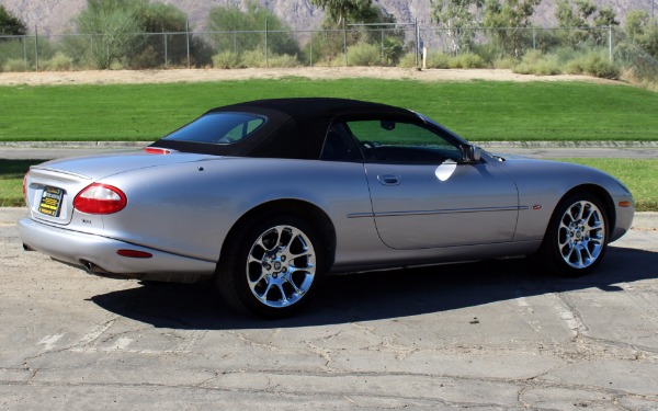 Used-2000-Jaguar-XKR