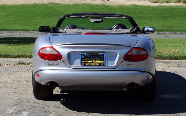 Used-2000-Jaguar-XKR