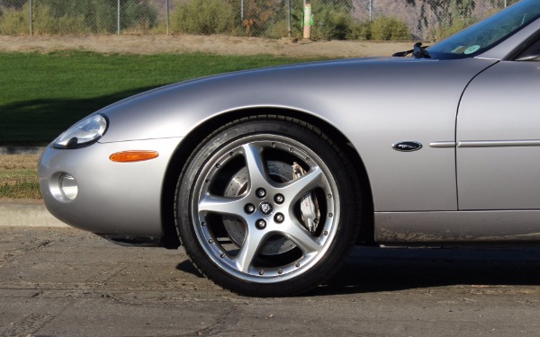 Used-2001-Jaguar-XKR-Silverstone