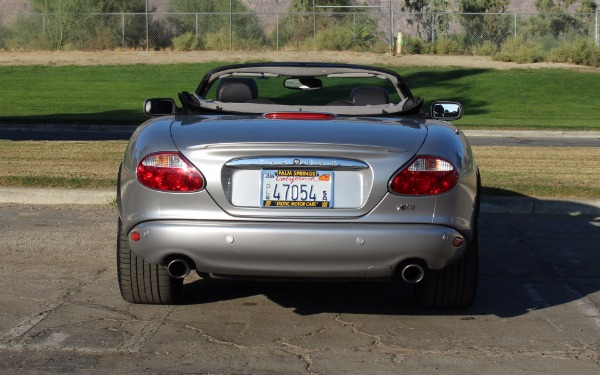 Used-2001-Jaguar-XKR-Silverstone