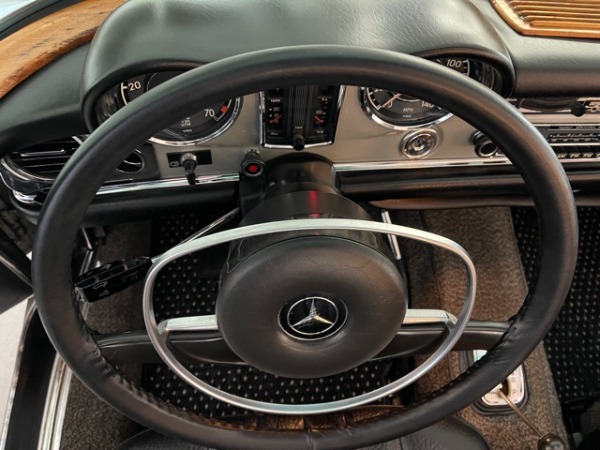 Used-1971-Mercedes-Benz-280SL