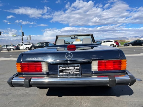 Used-1986-Mercedes-Benz-560-Class-560-SL