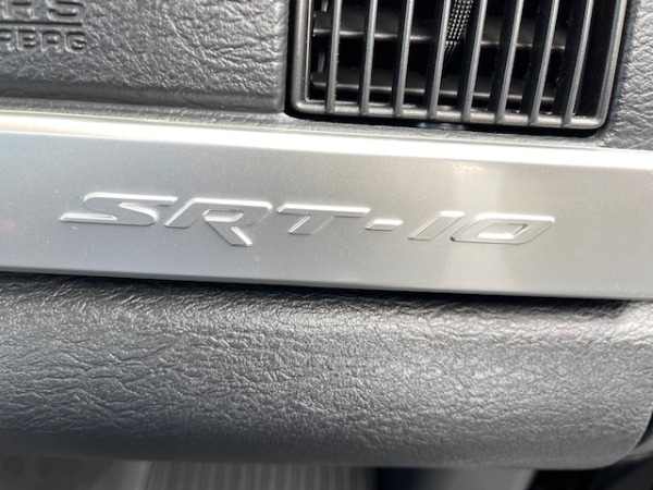 Used-2005-Dodge-Ram-1500-SRT-10