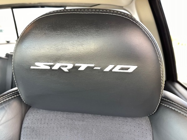 Used-2005-Dodge-Ram-1500-SRT-10