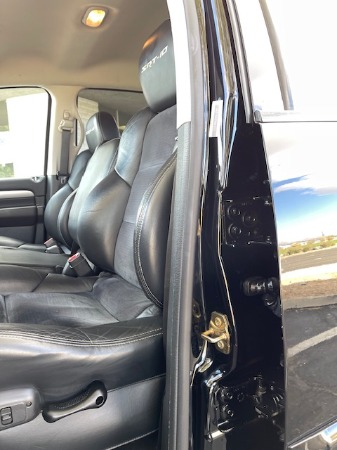 Used-2005-Dodge-Ram-1500-SRT-10