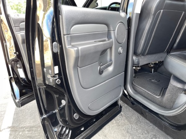 Used-2005-Dodge-Ram-1500-SRT-10