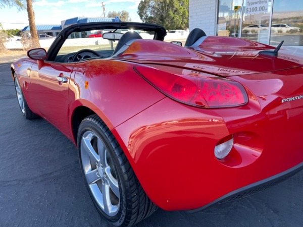 Used-2008-Pontiac-Solstice