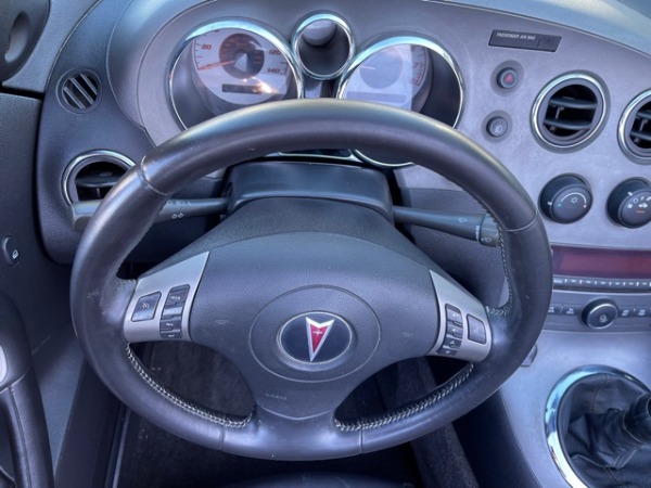Used-2008-Pontiac-Solstice