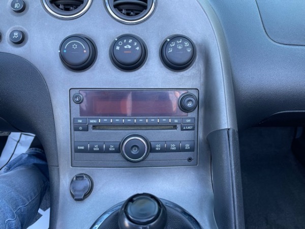 Used-2008-Pontiac-Solstice