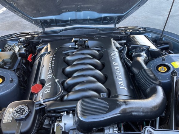 Used-2001-Jaguar-XK-Series-XK8