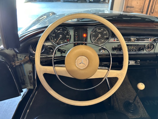 Used-1969-Mercedes-Benz-280-SL