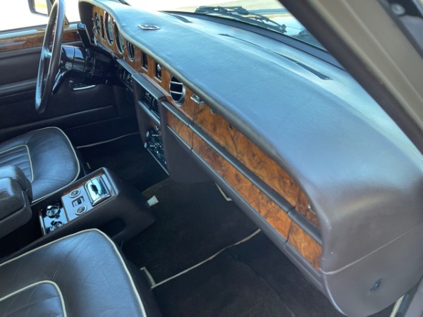 Used-1987-Rolls-Royce-Silver-Spur