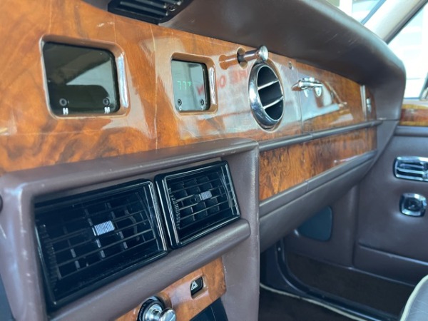 Used-1987-Rolls-Royce-Silver-Spur