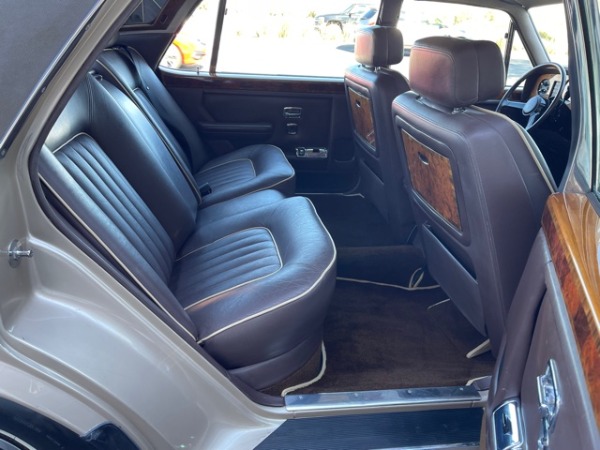 Used-1987-Rolls-Royce-Silver-Spur