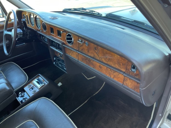 Used-1987-Rolls-Royce-Silver-Spur