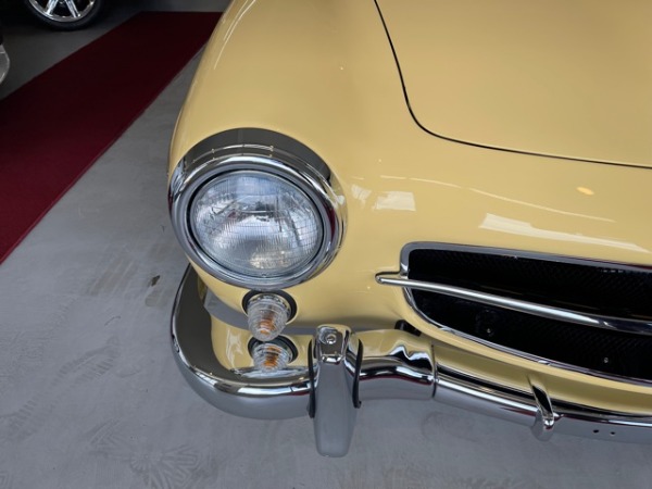 Used-1960-Mercedes-Benz-190-SL