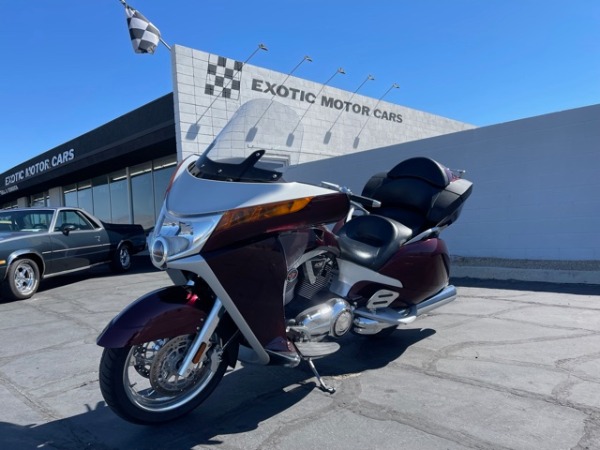 Used-2009-Victory-Vision
