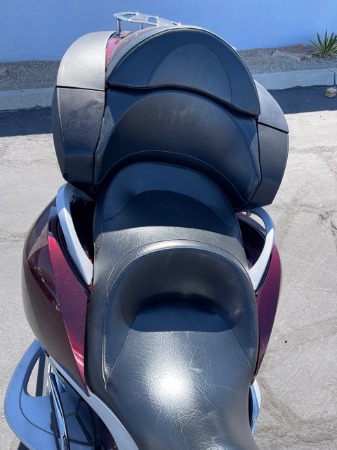 Used-2009-Victory-Vision