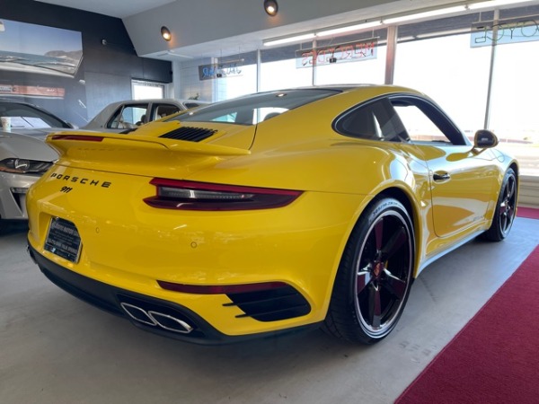 Used-2017-Porsche-911-Turbo