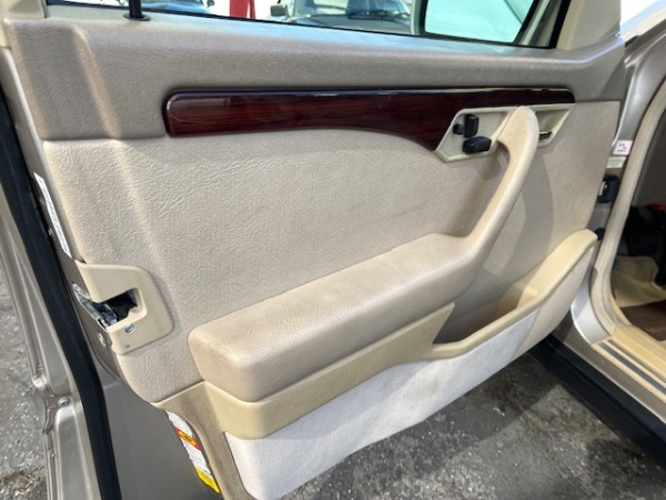 Used-1995-Mercedes-Benz-C-Class-C-220