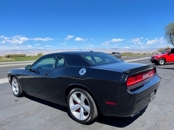 Used-2008-Dodge-Challenger-500-Ltd-Edition-SRT8