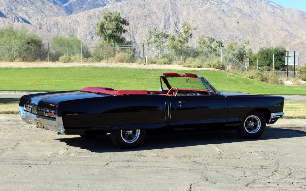 Used-1966-Pontiac-Catalina-2+2