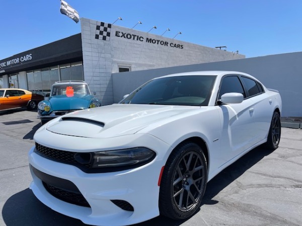 Used-2016-Dodge-Charger-R/T