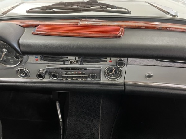 Used-1971-Mercedes-Benz-280-SL