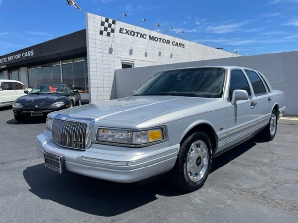 Used-1997-Lincoln-Town-Car-Cartier