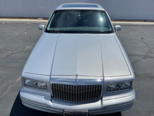 Used-1997-Lincoln-Town-Car-Cartier