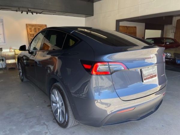 Used-2022-Tesla-Model-Y-Long-Range