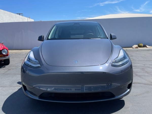 Used-2022-Tesla-Model-Y-Long-Range