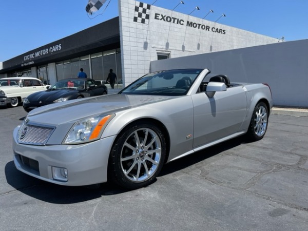 Used-2008-Cadillac-XLR