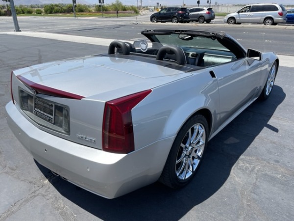 Used-2008-Cadillac-XLR