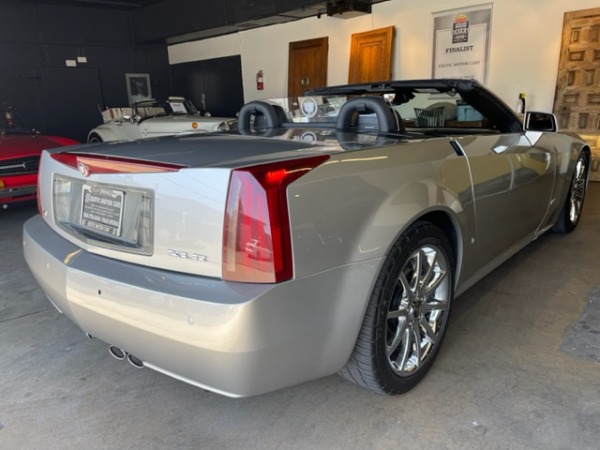 Used-2008-Cadillac-XLR