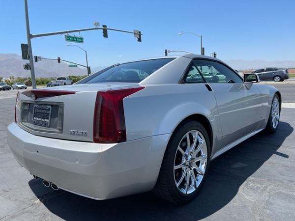 Used-2008-Cadillac-XLR