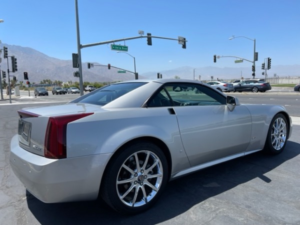 Used-2008-Cadillac-XLR