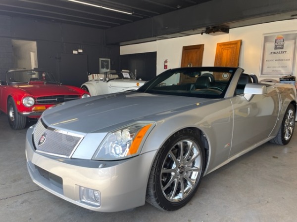 Used-2008-Cadillac-XLR