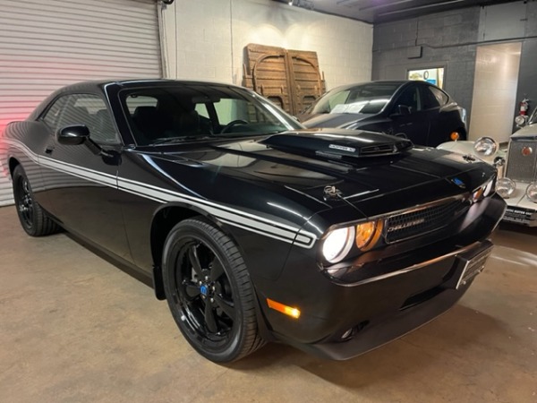 Used-2010-Dodge-Challenger-Mopar-10-R/T