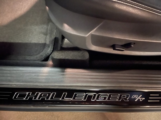 Used-2010-Dodge-Challenger-R/T