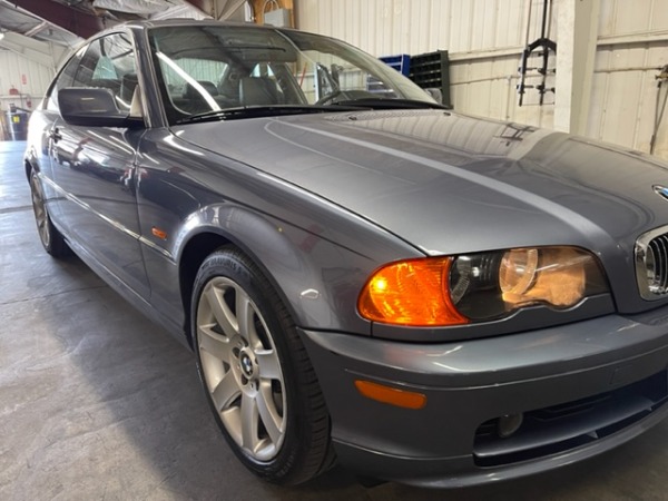 Used-2001-BMW-3-Series-325Ci