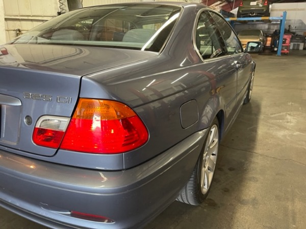 Used-2001-BMW-3-Series-325Ci